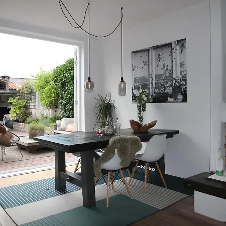 Cosy I Semesterbostad Castricum